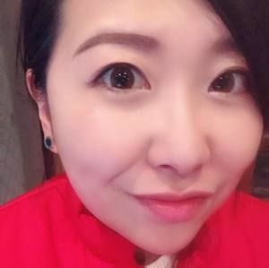 Meet your Posher, Lena